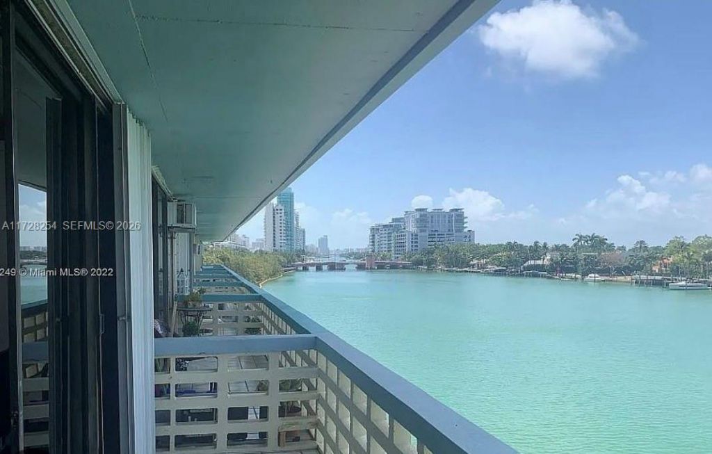6484 Indian Creek Dr, Unit 310, Miami Beach, FL 33141 Photo