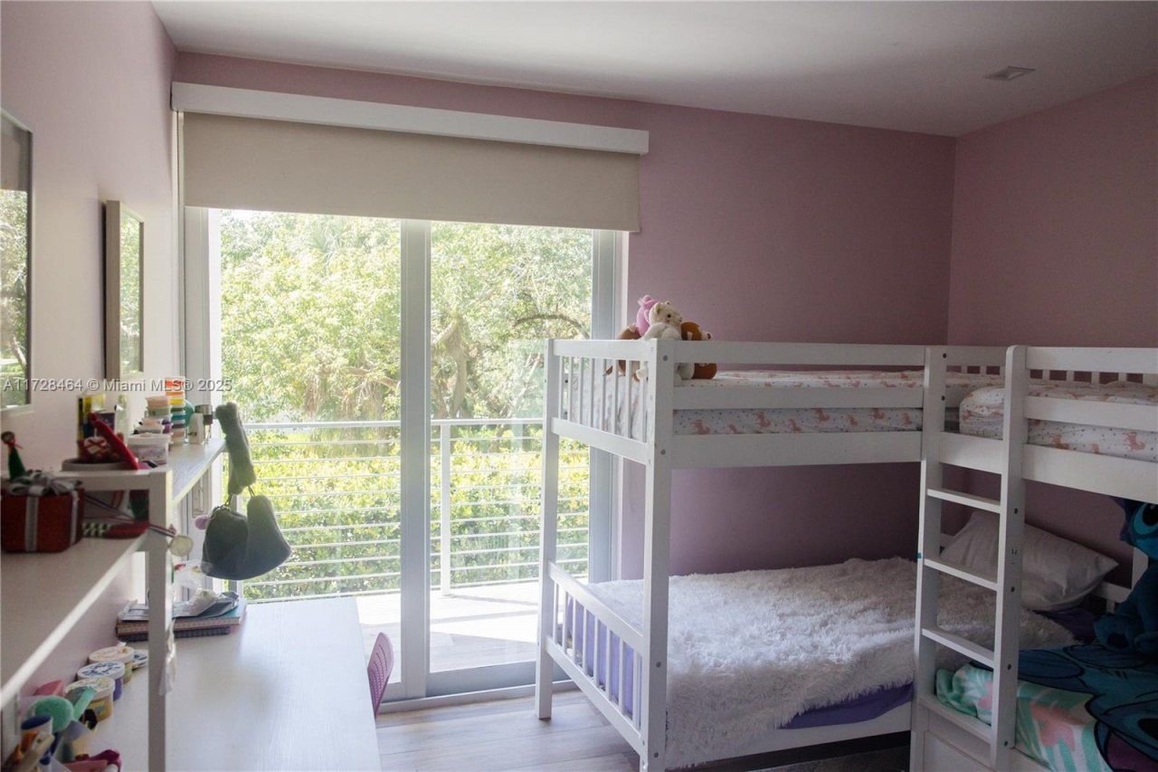 6790 SW 72 Street, South Miami, FL 33143 Photo