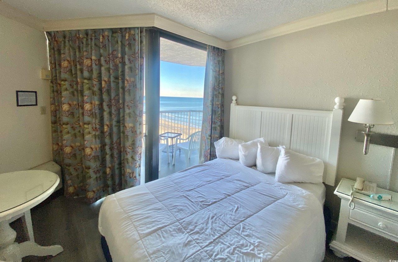 9550 Shore Dr. Photo 10