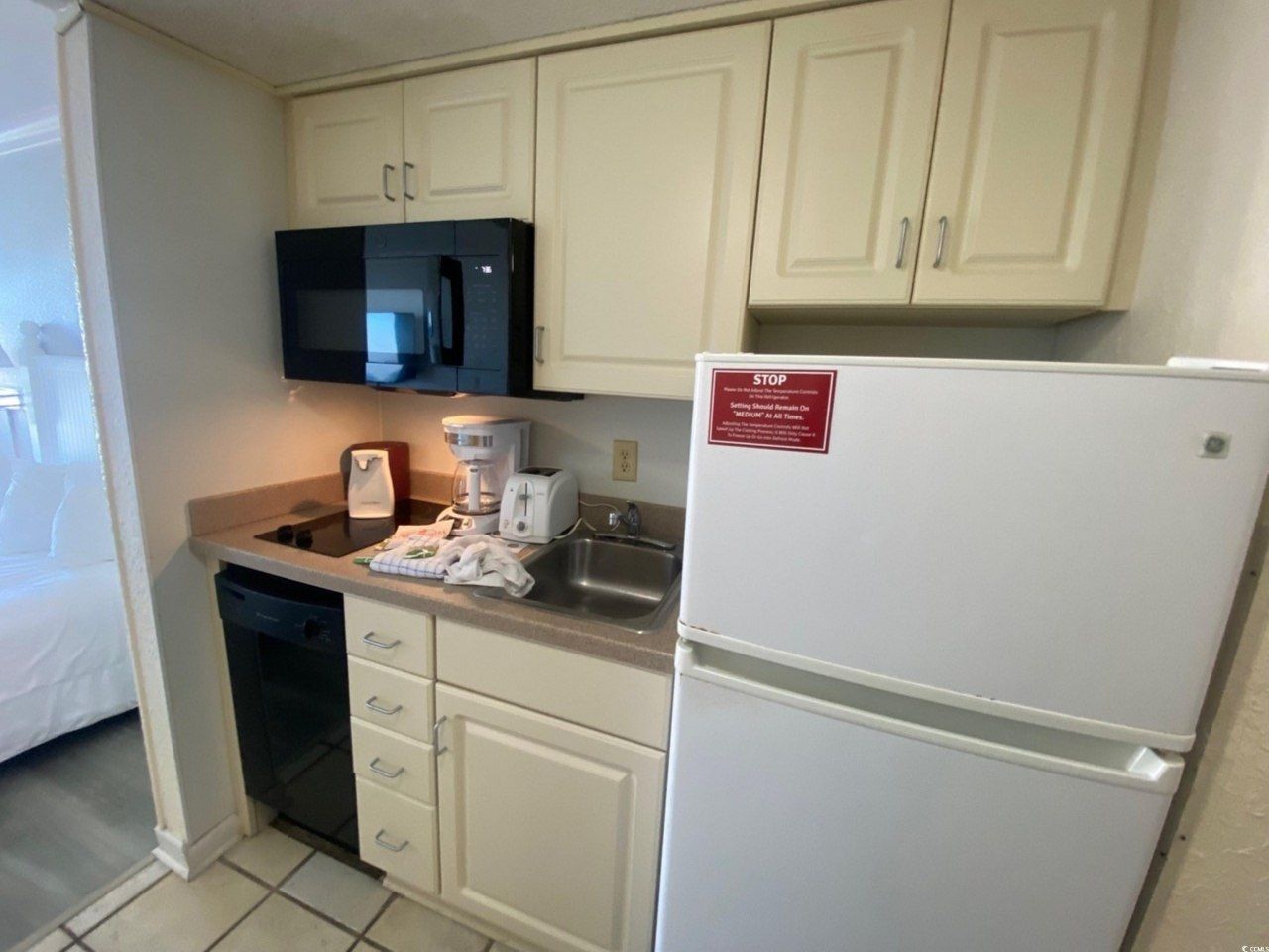 9550 Shore Dr. Photo 18