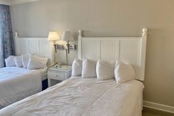 9550 Shore Dr. photo 4