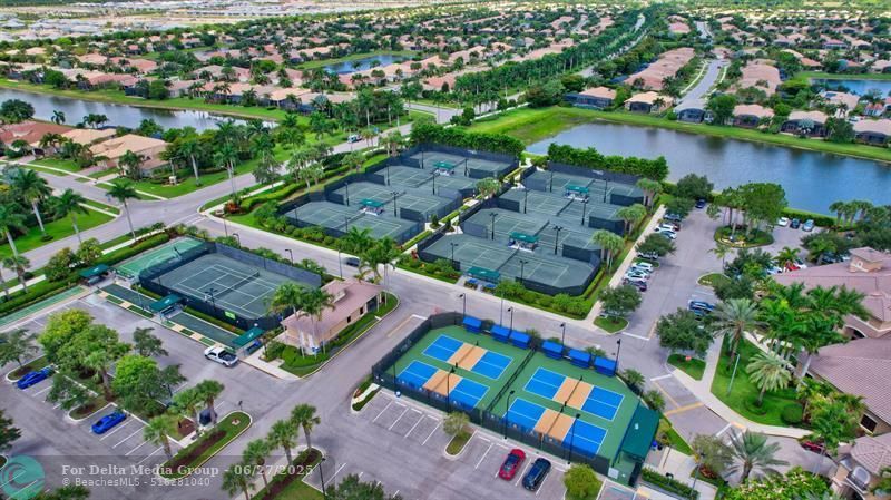 204 Burgundy E, Unit 204, Delray Beach, FL 33484 Photo