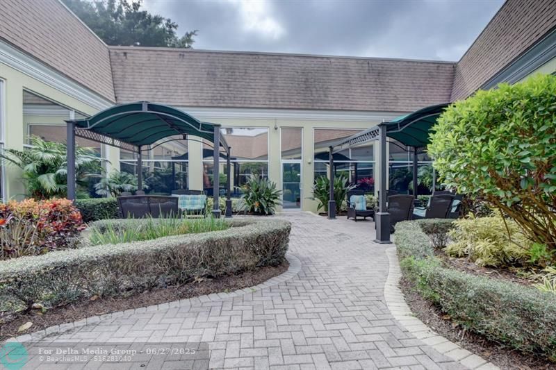 204 Burgundy E, Unit 204, Delray Beach, FL 33484 Photo