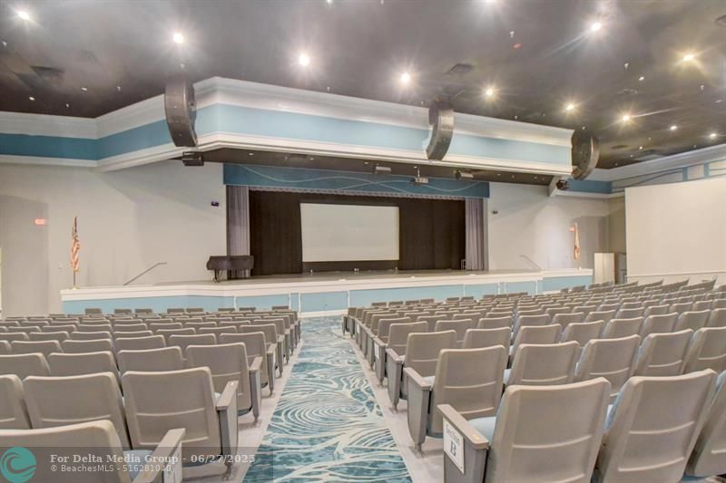 204 Burgundy E, Unit 204, Delray Beach, FL 33484 Photo