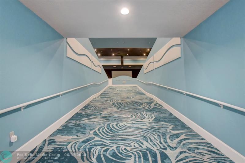 204 Burgundy E, Unit 204, Delray Beach, FL 33484 Photo