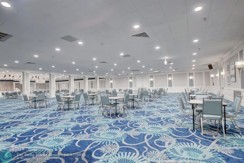 204 Burgundy E, Unit 204, Delray Beach, FL 33484 Photo