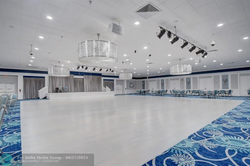 204 Burgundy E, Unit 204, Delray Beach, FL 33484 Photo