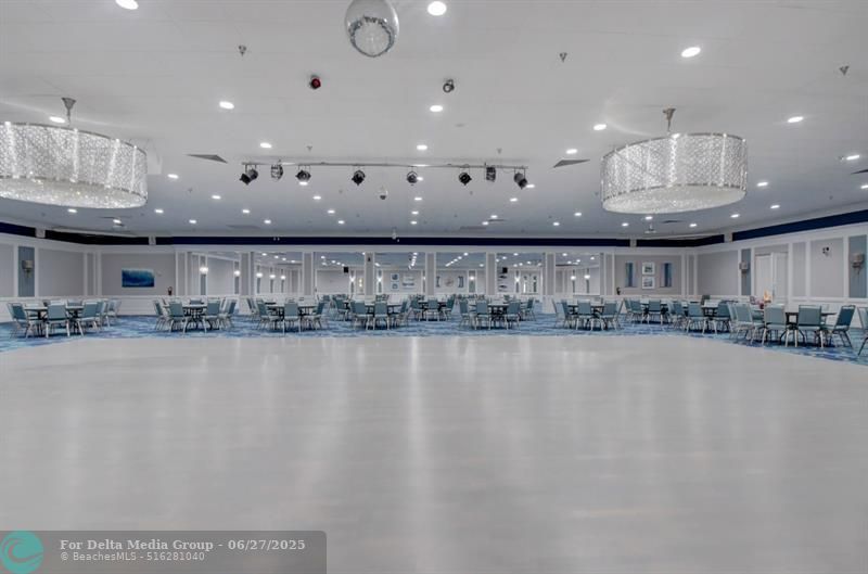 204 Burgundy E, Unit 204, Delray Beach, FL 33484 Photo