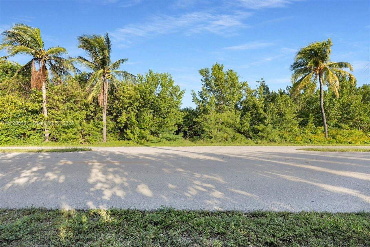 300 Coco Plum, Marathon, FL 33050 Photo