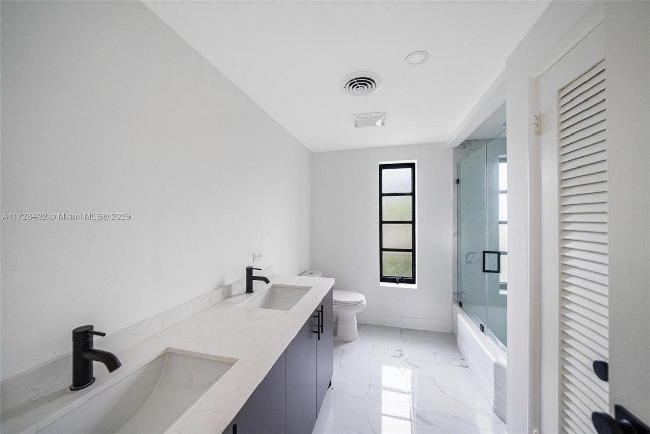 253 Bal Cross Dr, Bal Harbour, FL 33154 Photo