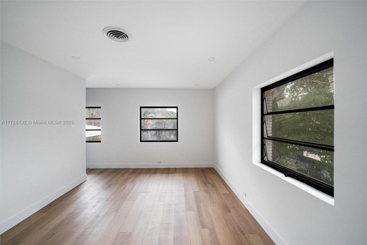 253 Bal Cross Dr, Bal Harbour, FL 33154 Photo