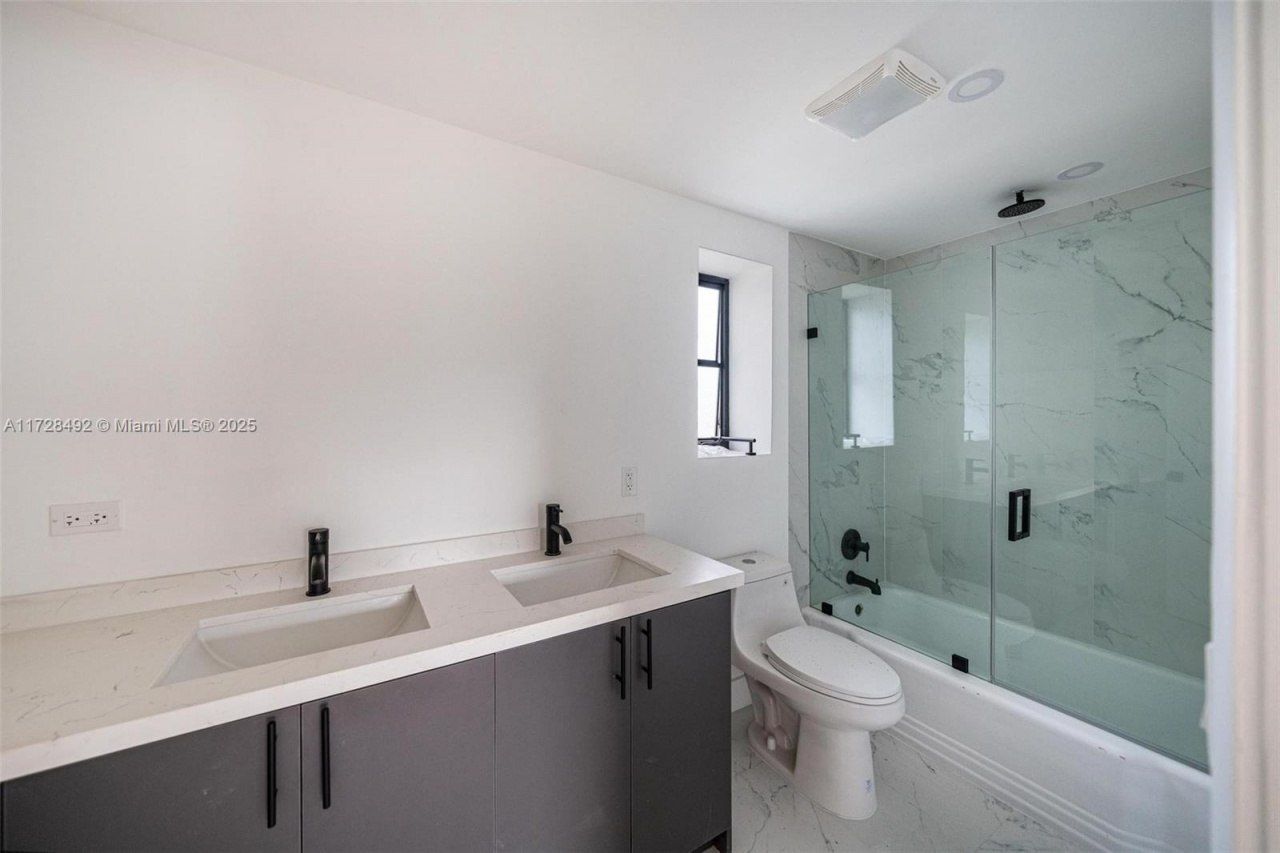 253 Bal Cross Dr, Bal Harbour, FL 33154 Photo