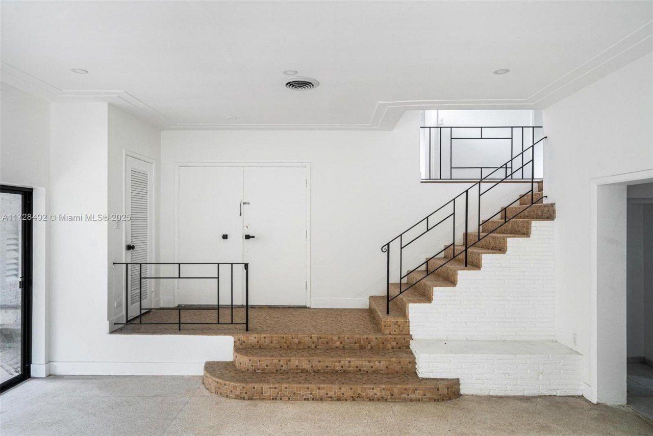 253 Bal Cross Dr, Bal Harbour, FL 33154 Photo