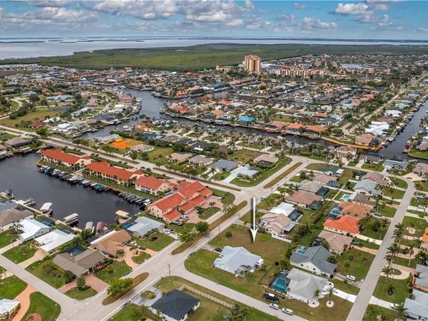 1205 El Dorado PKWY W, CAPE CORAL, FL 33914