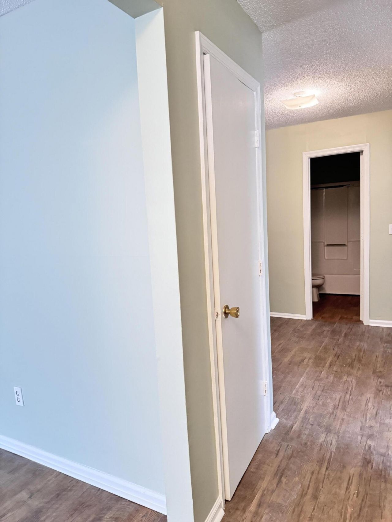 1401 Rivers Street Photo 18