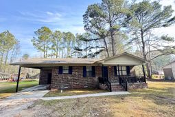 1401 Rivers Street photo 4