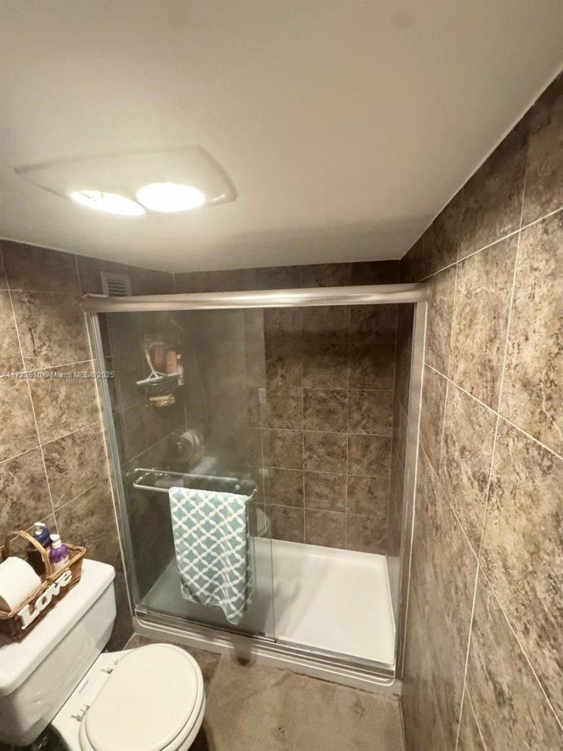 1650 NE 115th St, Unit 506, Miami, FL 33181 Photo