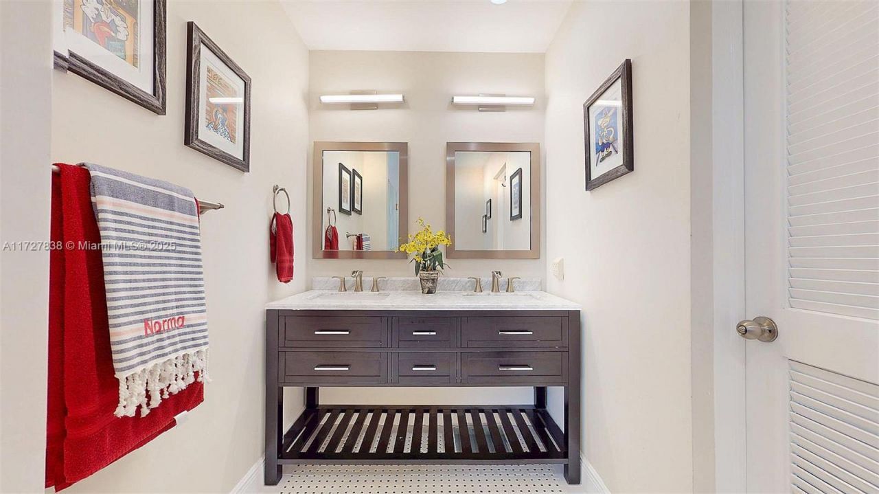 28 Center Ln, Key Largo, FL 33037 Photo