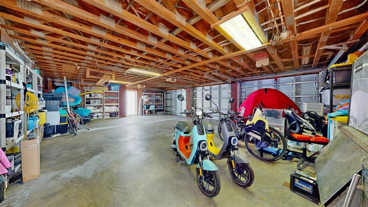 28 Center Ln, Key Largo, FL 33037 Photo