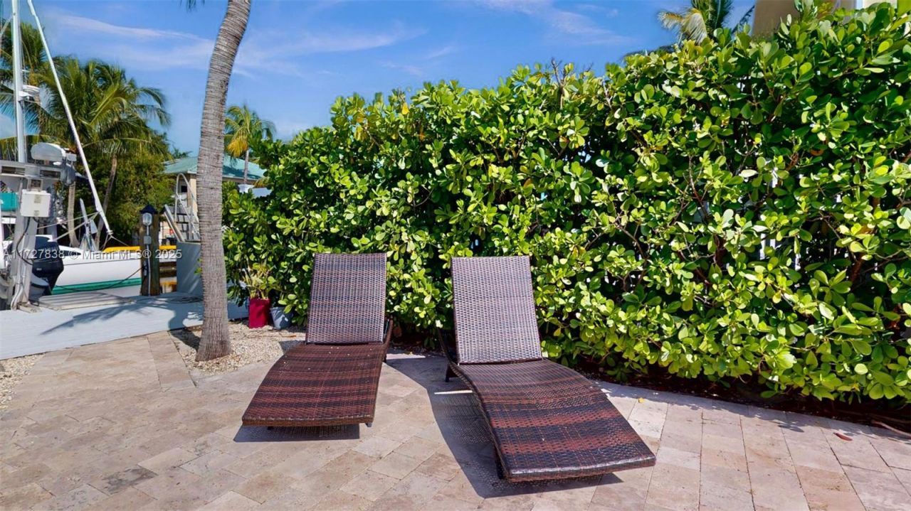 28 Center Ln, Key Largo, FL 33037 Photo