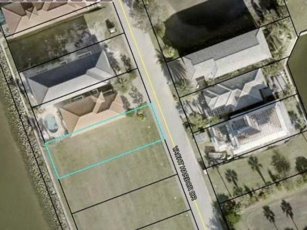 282 YACHT HARBOR DRIVE, PALM COAST, FL 32137