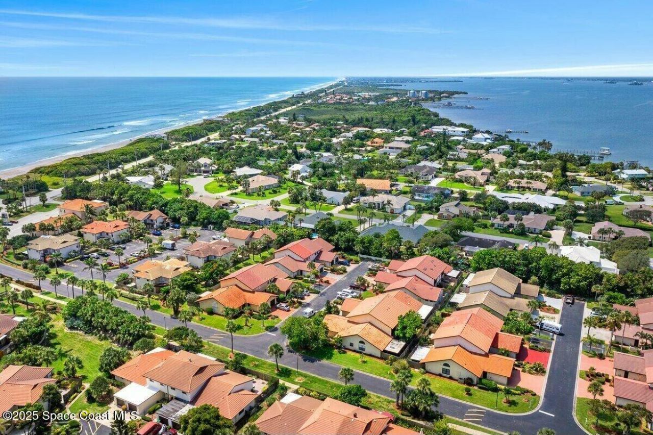 3259 Sea Oats Circle, Melbourne Beach, FL 32951 Photo