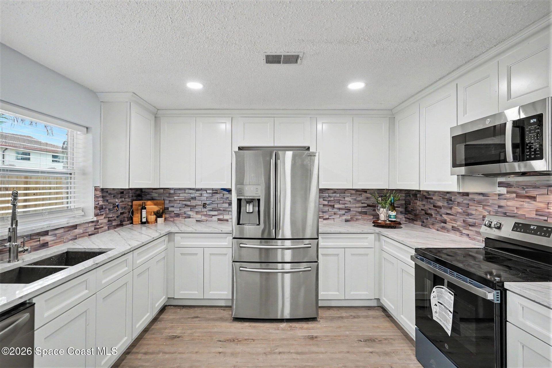 3259 Sea Oats Circle, Melbourne Beach, FL 32951 Photo
