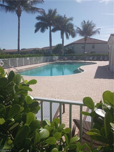 1406 Weeping Willow Ct, Cape Coral, FL 33909 Photo