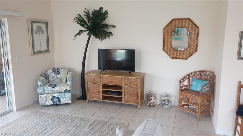 1406 Weeping Willow Ct, Cape Coral, FL 33909 Photo
