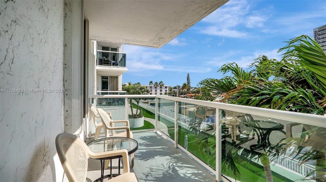 3015 N Ocean Blvd, Unit 3J, Fort Lauderdale, FL 33308 Photo