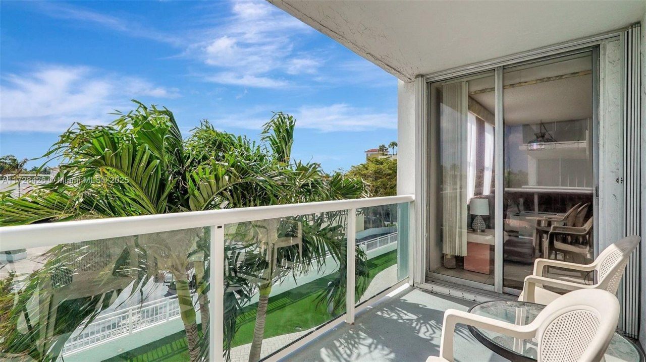 3015 N Ocean Blvd, Unit 3J, Fort Lauderdale, FL 33308 Photo