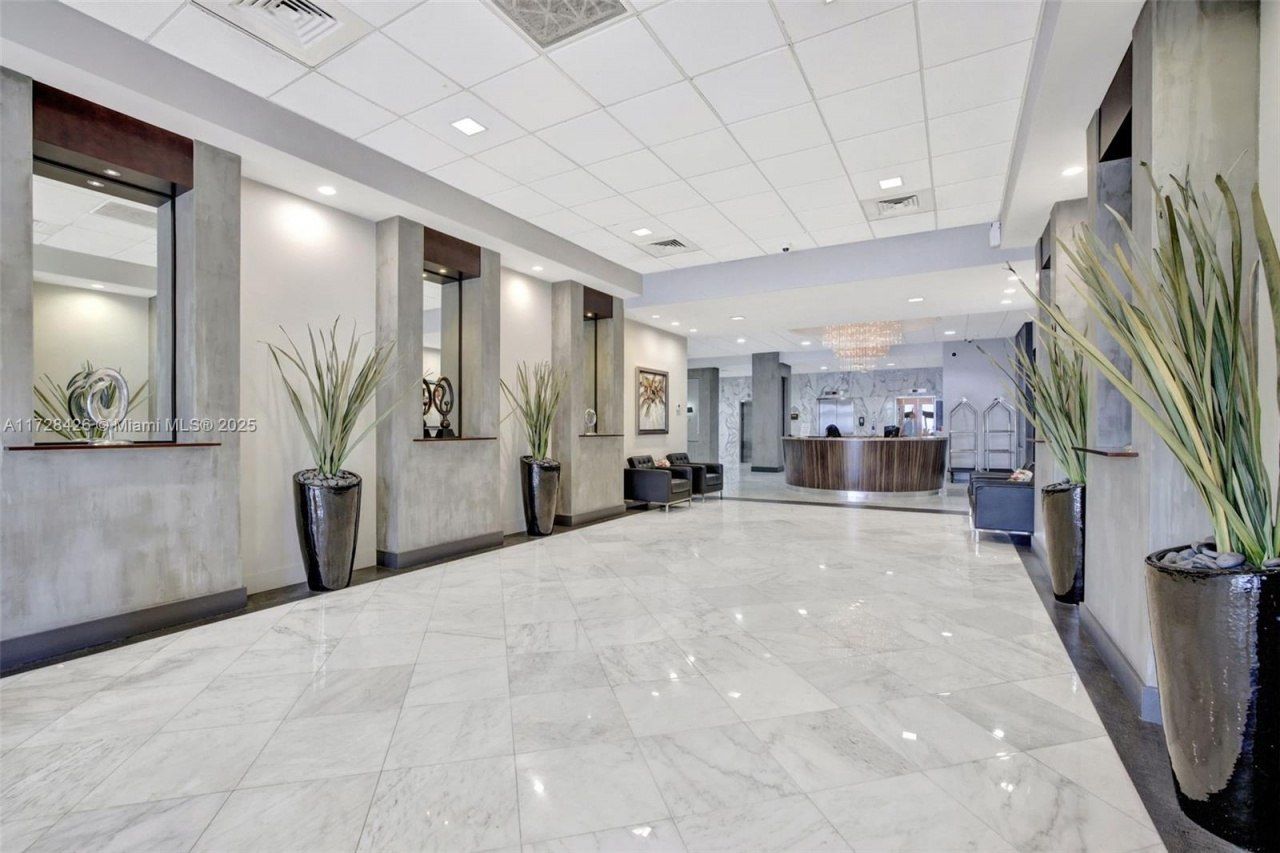 3015 N Ocean Blvd, Unit 3J, Fort Lauderdale, FL 33308 Photo