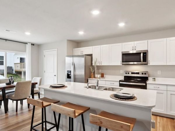 2390 SE Callista Avenue, West Des Moines, IA 50265