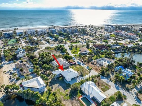 220 Palm Lake DR, SANIBEL, FL 33957