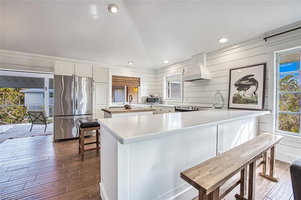 220 Palm Lake Dr, Sanibel, FL 33957 Photo