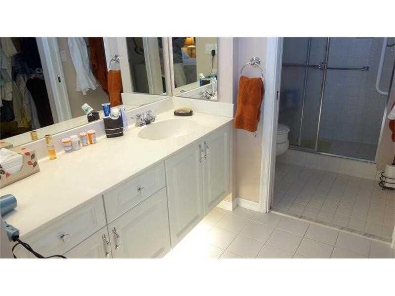 7486 N Devon Drive, Tamarac, FL 33321 Photo