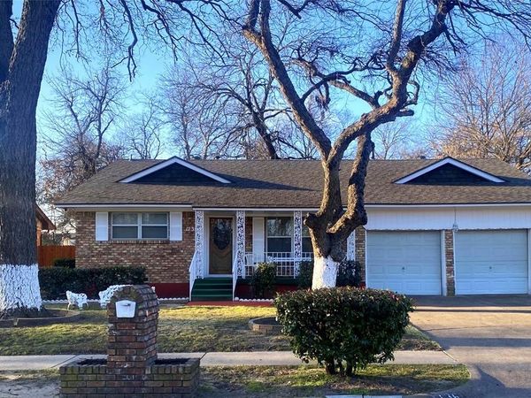 1136 E Five Mile Parkway, Dallas, TX 75216