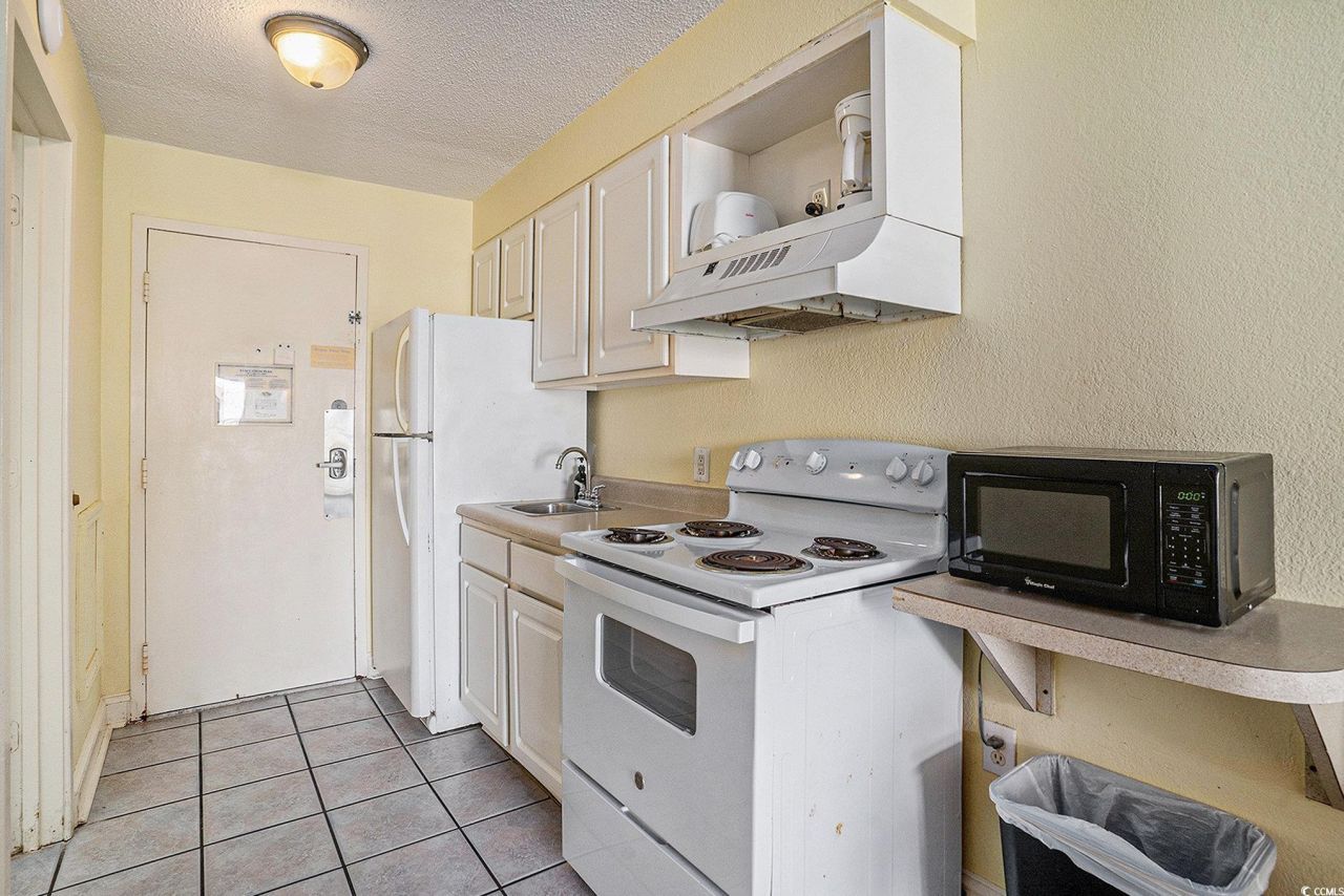 1207 S Ocean Blvd. Photo 6