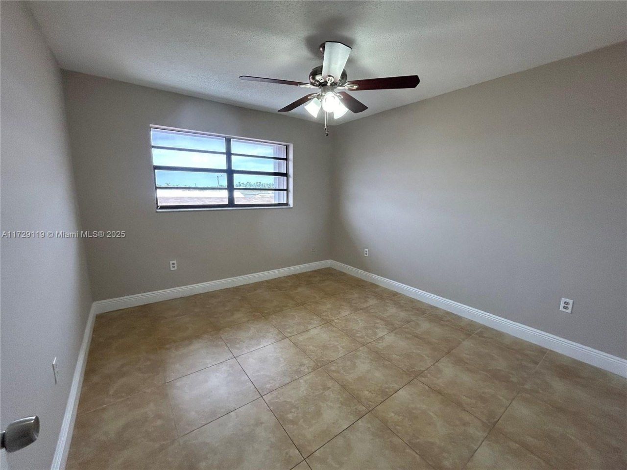 530 NW 109th Ave, Unit 501, Miami, FL 33172 Photo
