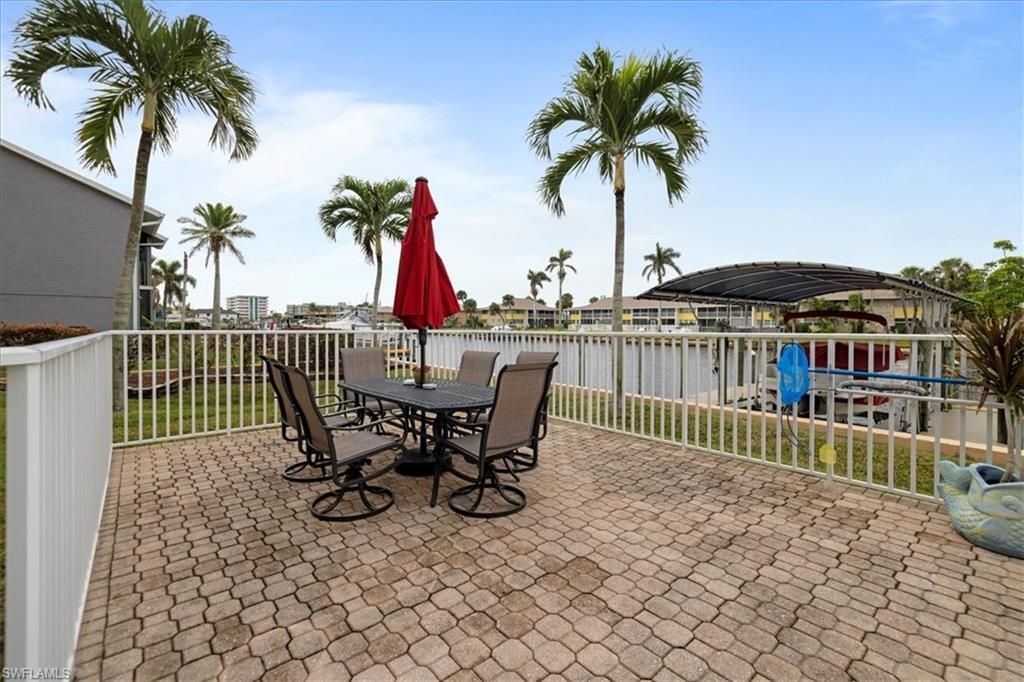 4610 SE 5th Pl, Unit 201, Cape Coral, FL 33904 Photo