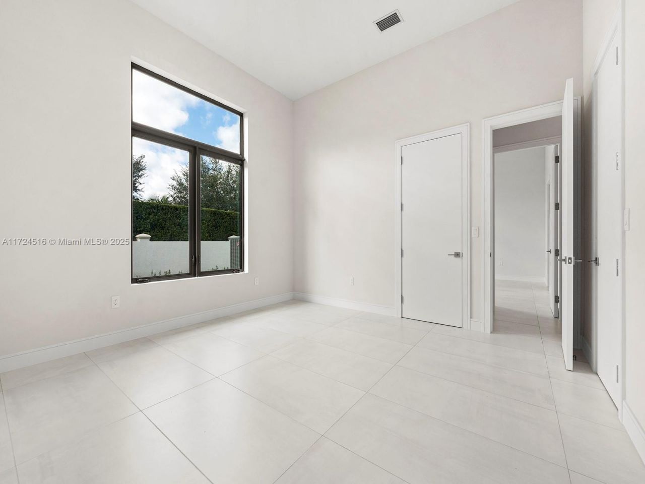 12025 SW 46th St, Miami, FL 33175 Photo
