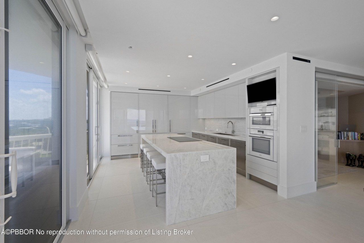 2100 S Ocean Boulevard, Unit 408N, Palm Beach, FL 33480 Photo