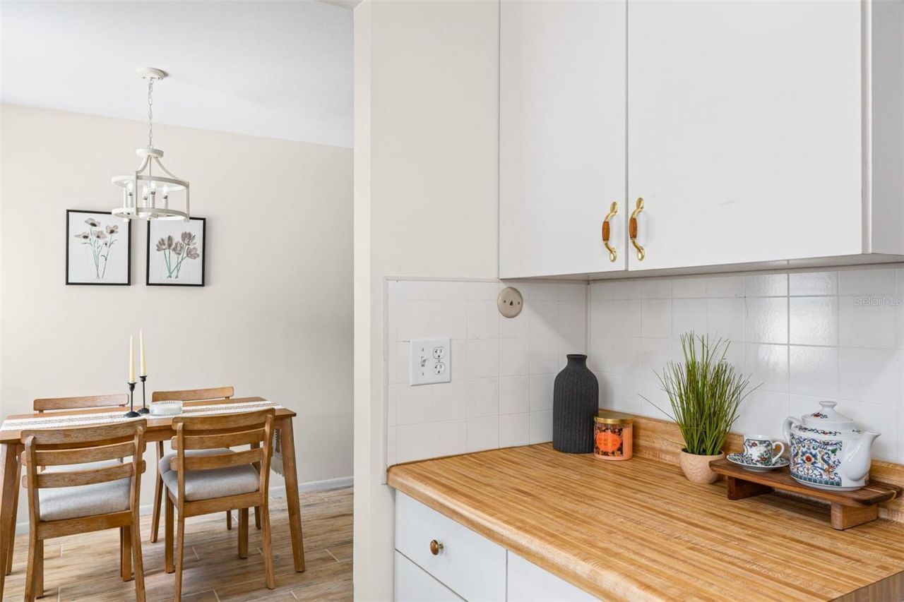 1853 Restful Drive, Unit L2, Bradenton, FL 34207 Photo