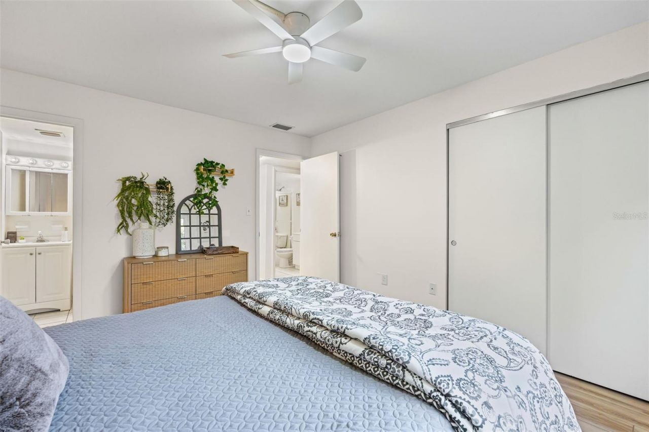 1853 Restful Drive, Unit L2, Bradenton, FL 34207 Photo