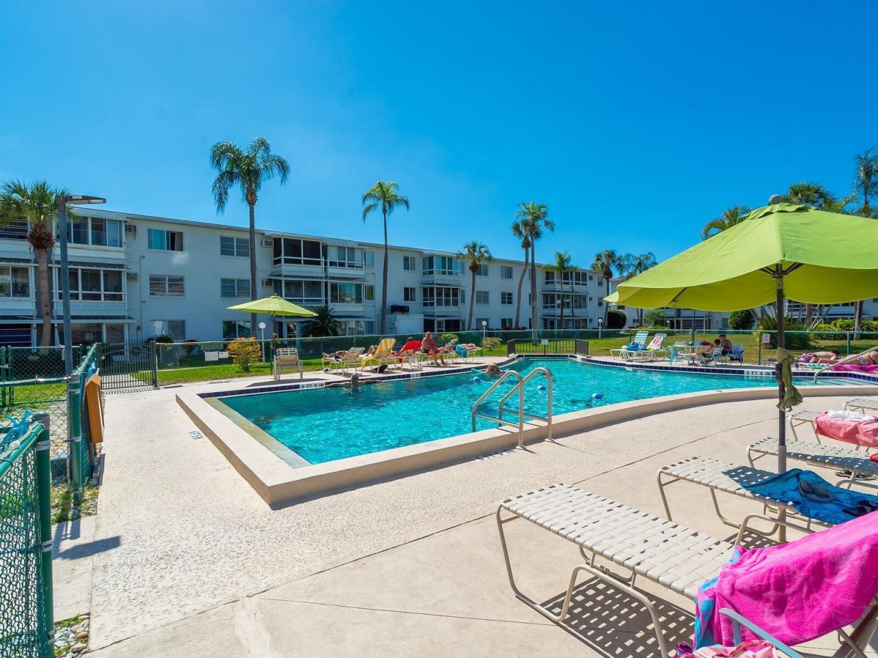 1853 Restful Drive, Unit L2, Bradenton, FL 34207 Photo