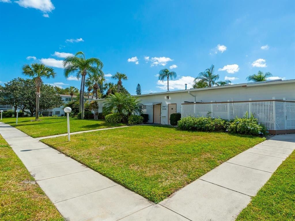 1853 Restful Drive, Unit L2, Bradenton, FL 34207 Photo
