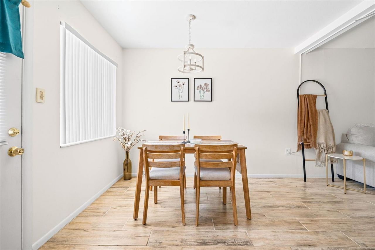 1853 Restful Drive, Unit L2, Bradenton, FL 34207 Photo