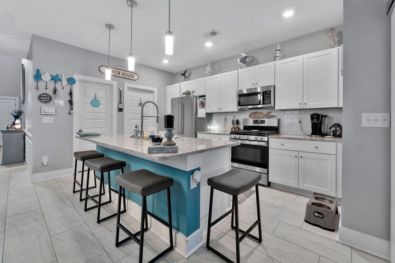 1584 Swing Bridge Way Photo 14