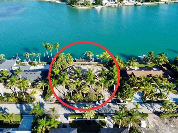 109 N WARBLER LANE, SARASOTA, FL 34236