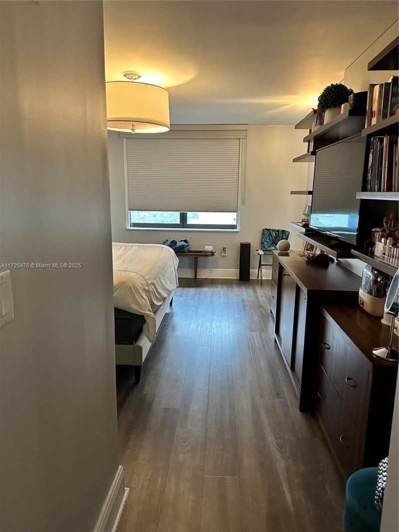 2333 Brickell Ave, Unit 2116, Miami, FL 33129 Photo